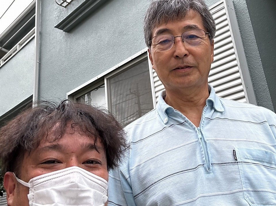 トップライトを撤去して屋根のカバー工法と外壁塗装をしたお客様よりお言葉をいただきました♪